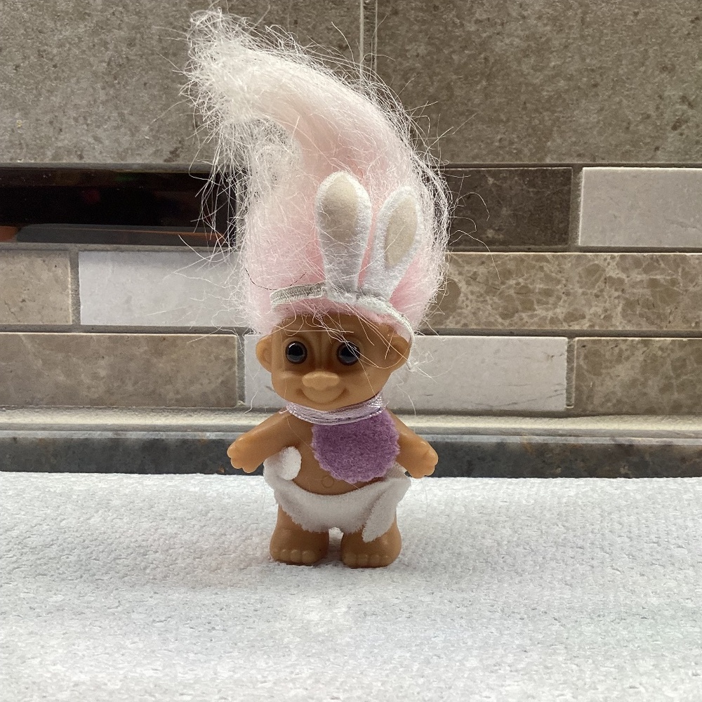 Vtg  Easter Bunny Baby TROLL Doll  2.5”  Pink hair, ears  #18399 Russ